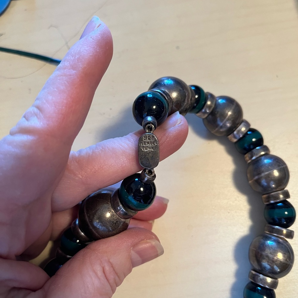 Silver bead choker - Picture 2 of 3